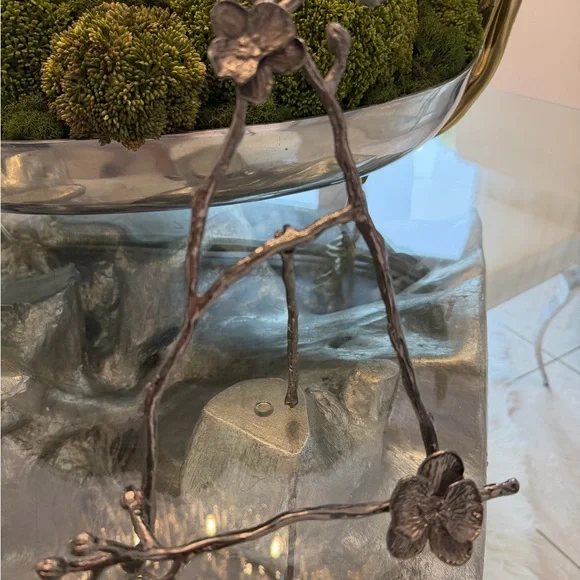 Classic Floral Silver Photo Frame - Silver MICHAEL ARAM - Picture 7 of 9